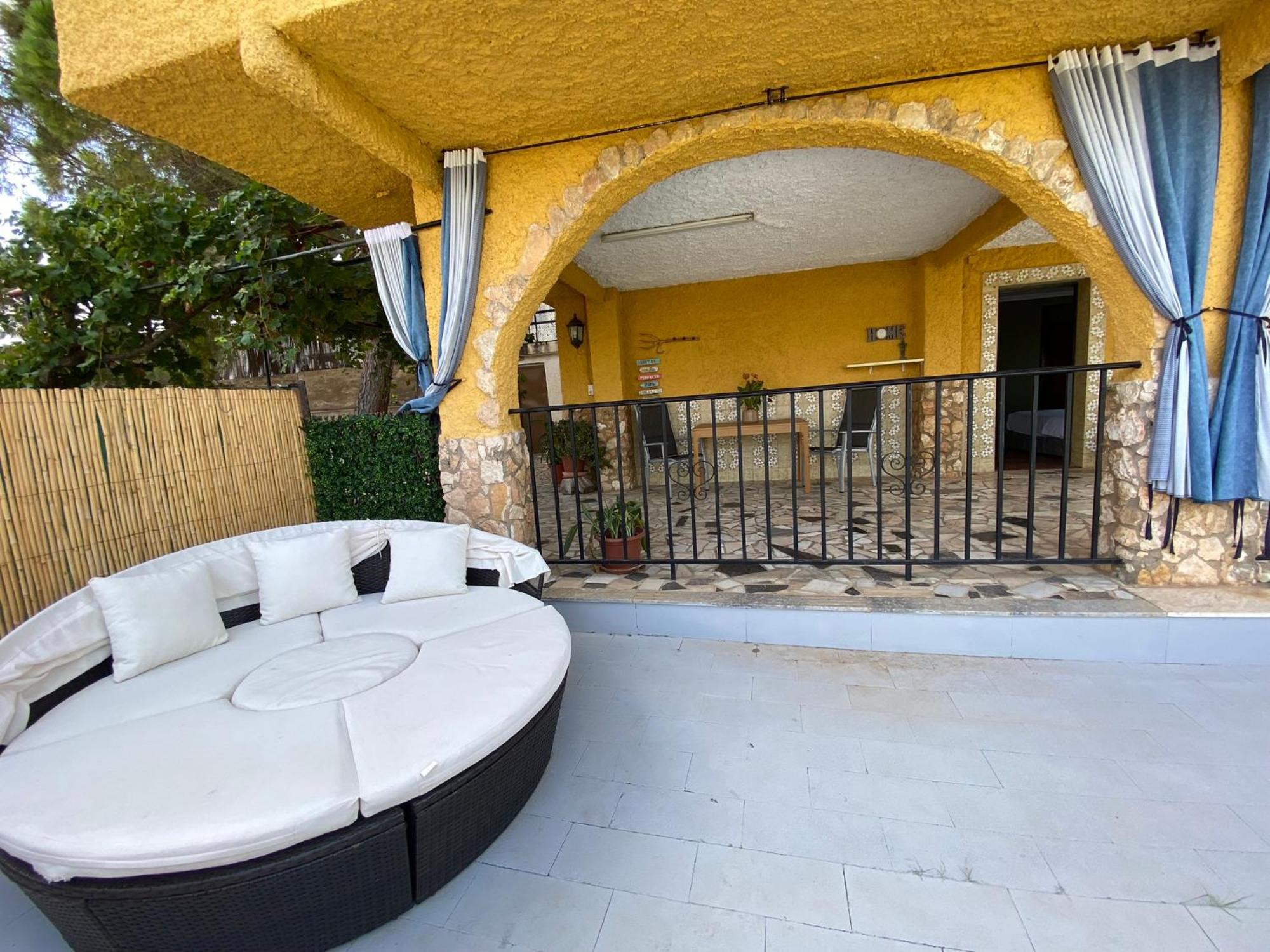 Guesthouse In Torrent Bagian luar foto